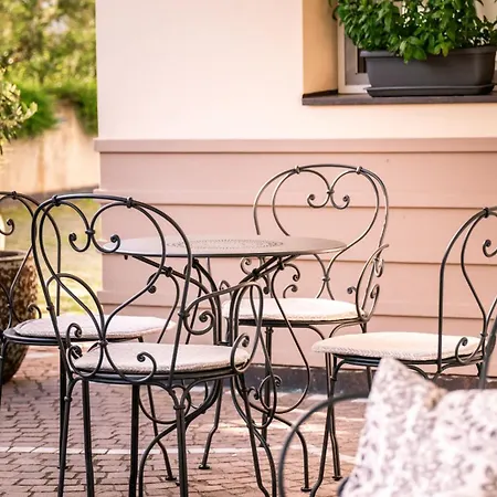Hotel Laurus